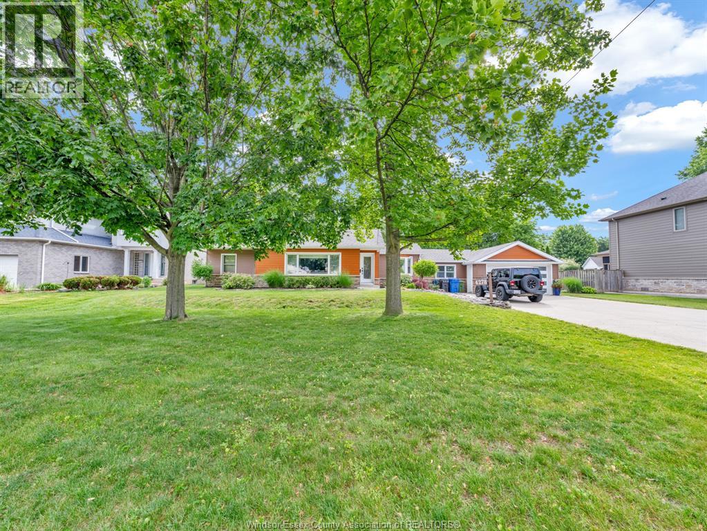 4278 Casgrain Drive, Windsor, Ontario  N9G 2B2 - Photo 2 - 26015098
