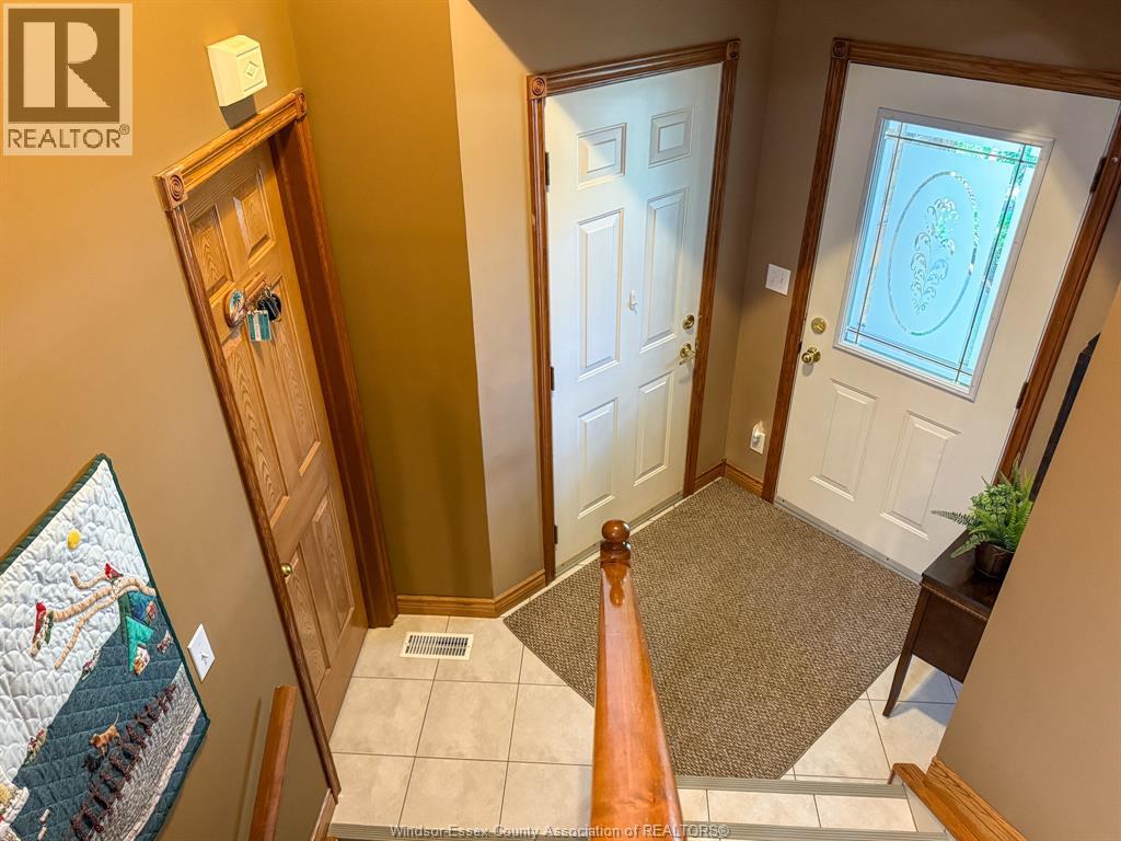 176 Bennie Avenue, Leamington, Ontario  N8H 5L8 - Photo 13 - 26015157