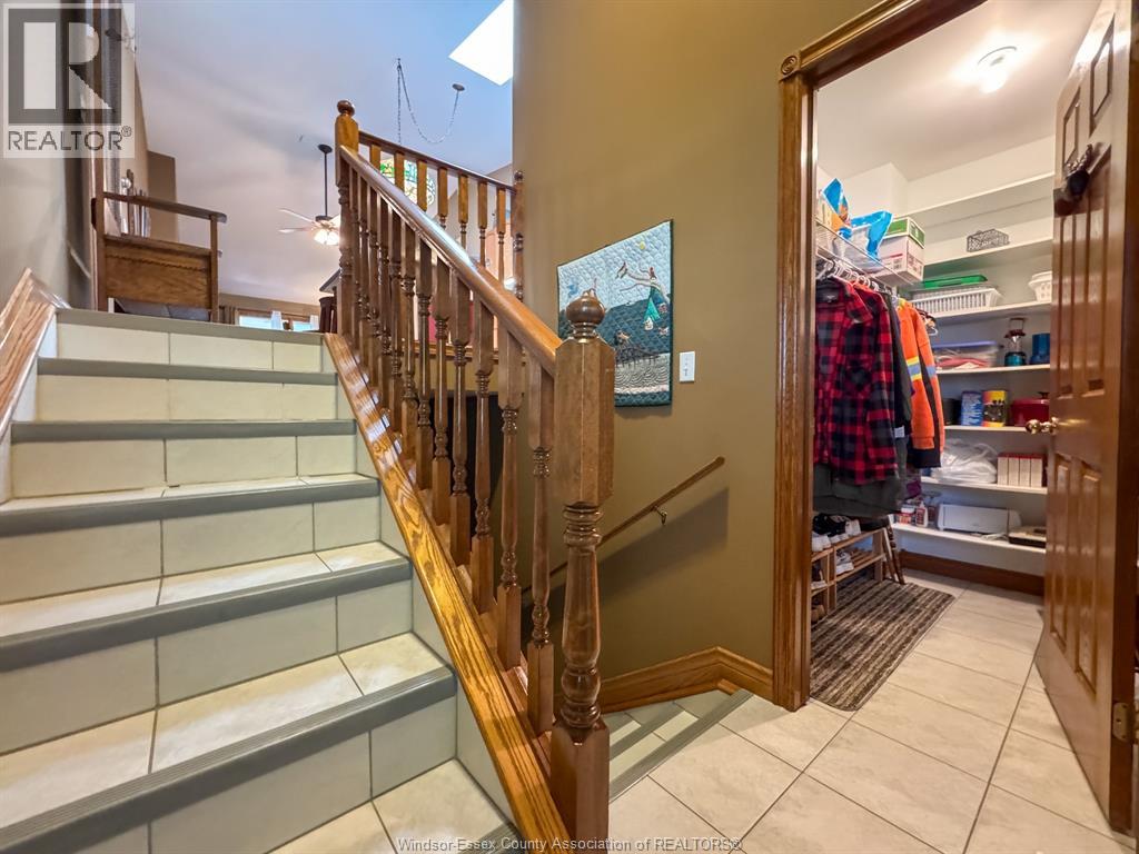 176 Bennie Avenue, Leamington, Ontario  N8H 5L8 - Photo 14 - 26015157