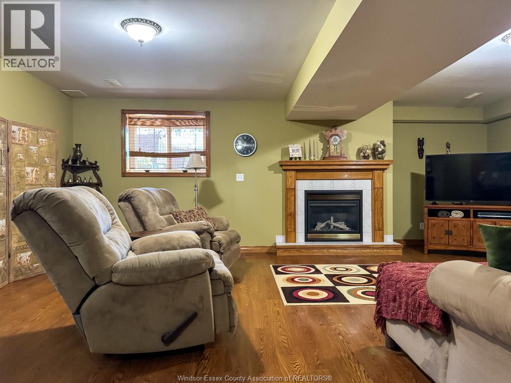 176 Bennie Avenue, Leamington, Ontario  N8H 5L8 - Photo 38 - 26015157