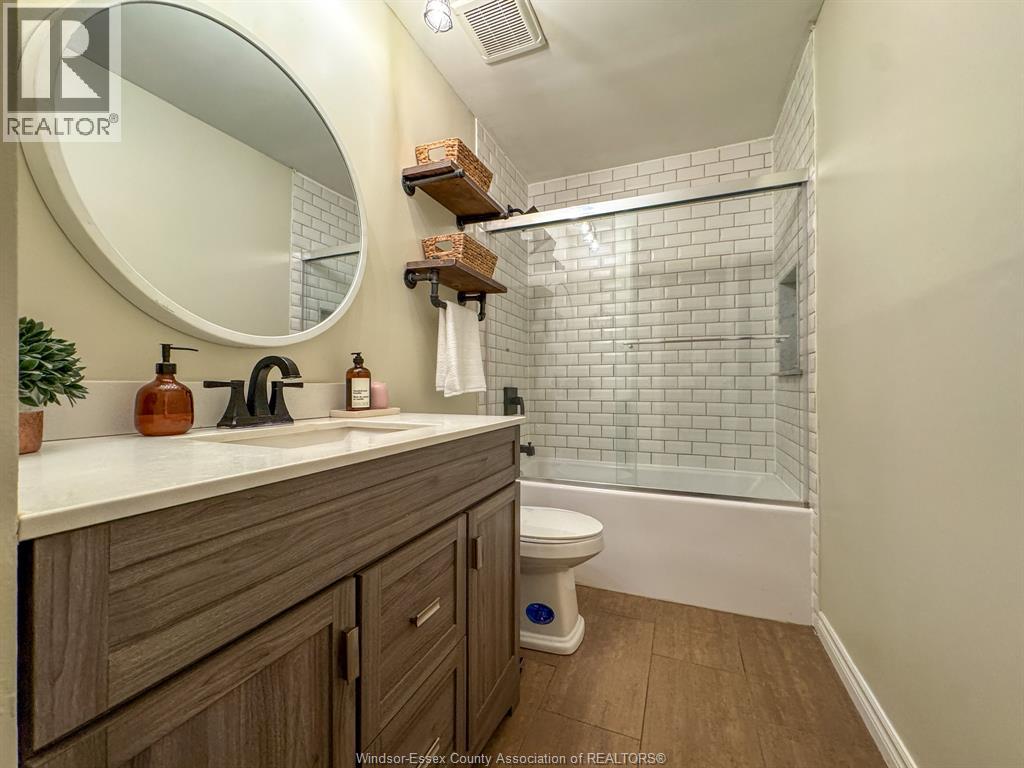 1343 Leafield, Windsor, Ontario  N8W 5A2 - Photo 11 - 26015166