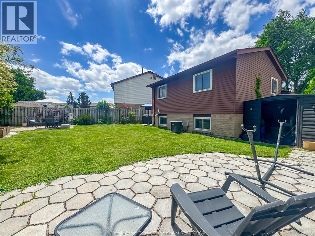 1343 Leafield, Windsor, Ontario  N8W 5A2 - Photo 27 - 26015166