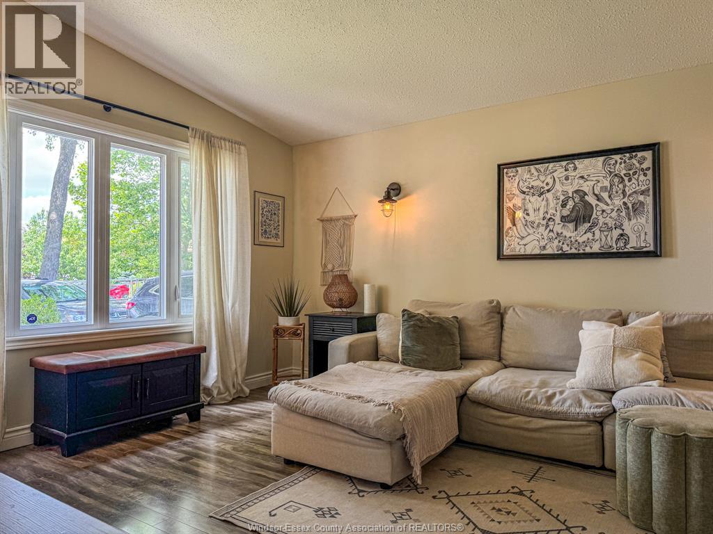 1343 Leafield, Windsor, Ontario  N8W 5A2 - Photo 9 - 26015166