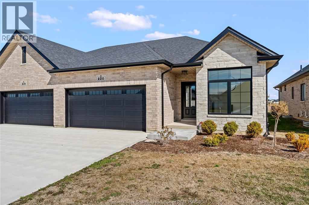 220 Mclellan Avenue, Amherstburg, Ontario  N9V 0H1 - Photo 2 - 26015173