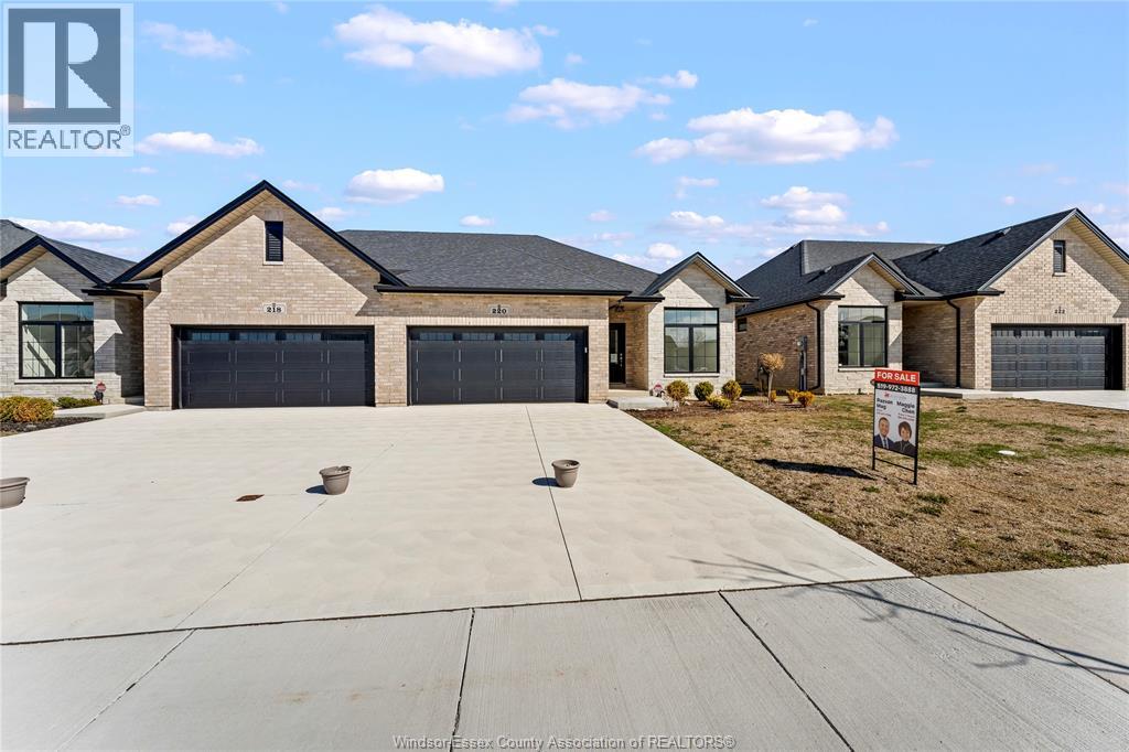 220 Mclellan Avenue, Amherstburg, Ontario  N9V 0H1 - Photo 3 - 26015173