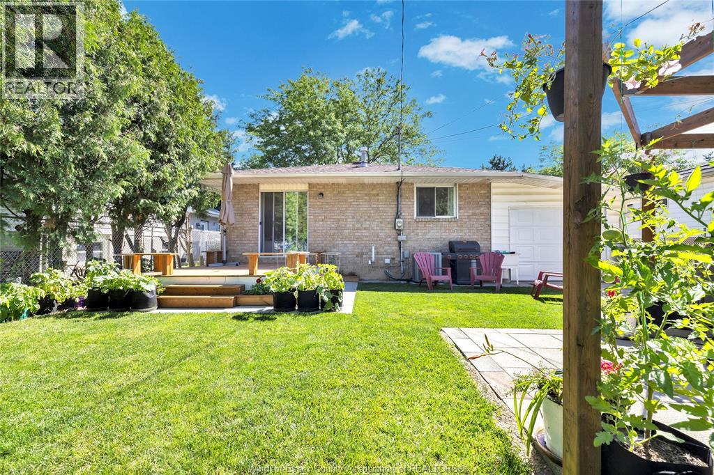 2709 Jefferson, Windsor, Ontario  N8T 3E7 - Photo 37 - 26015171