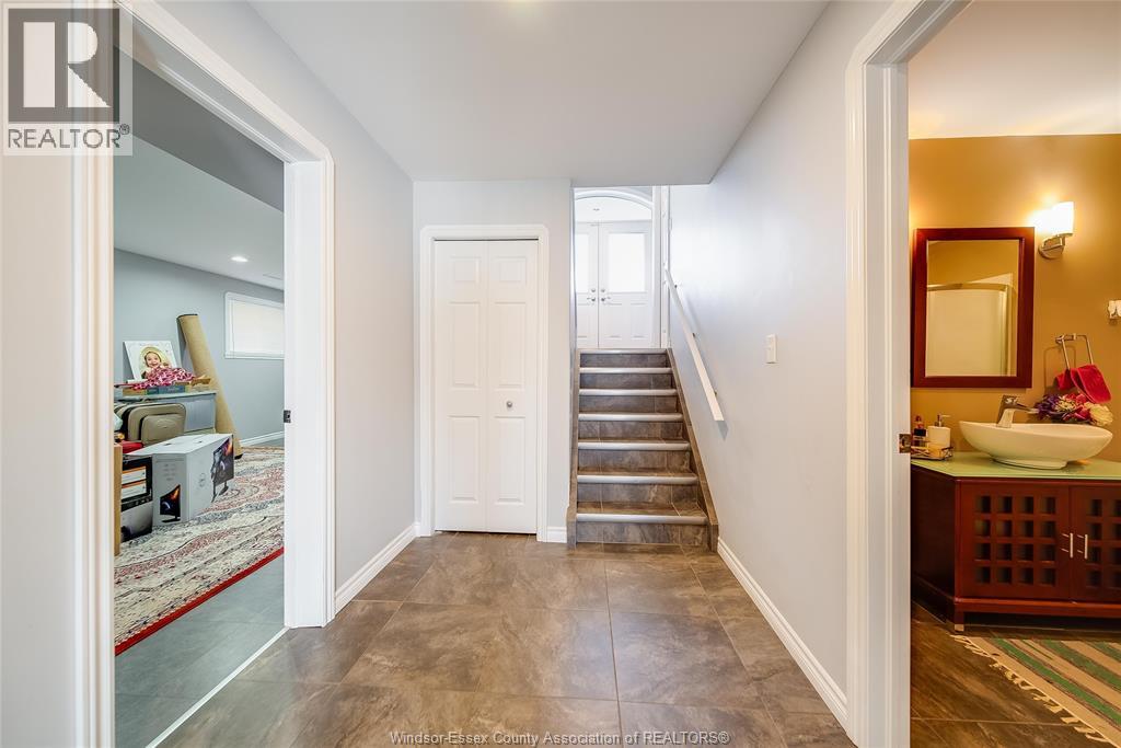 1596 Morningstar Avenue, Windsor, Ontario  N8P 1P9 - Photo 29 - 26015185