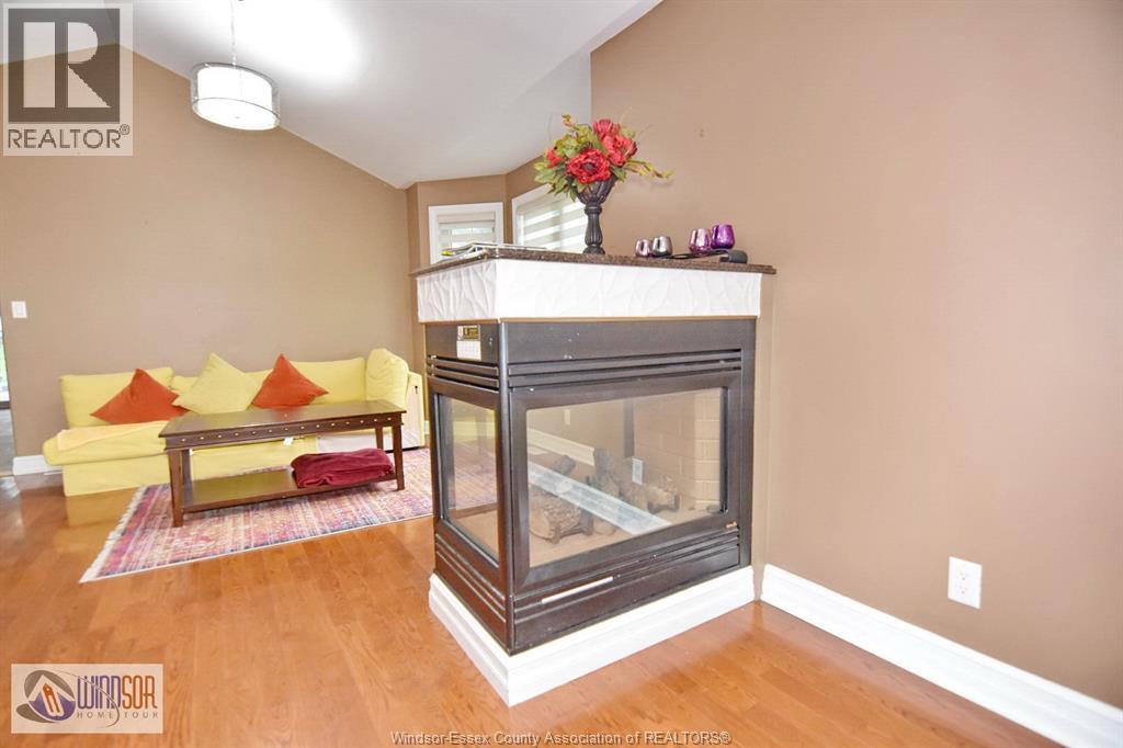4305 Casgrain Unit# Upper, Windsor, Ontario  N9G 2A9 - Photo 16 - 26015183