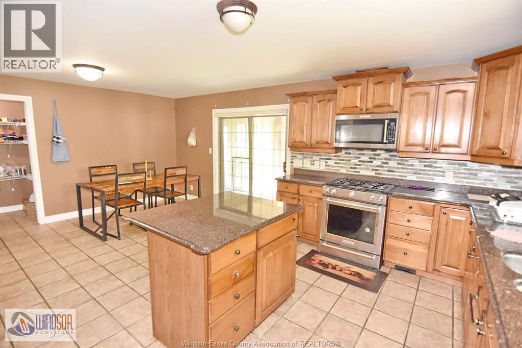 4305 Casgrain Unit# Upper, Windsor, Ontario  N9G 2A9 - Photo 20 - 26015183