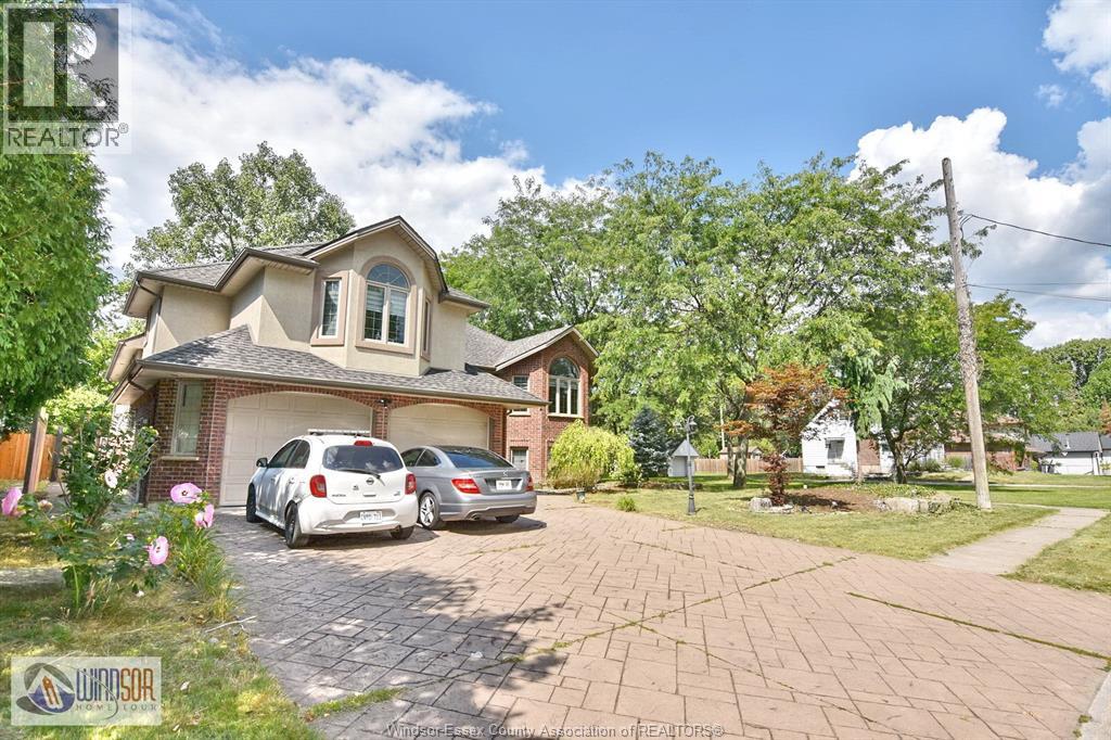 4305 Casgrain Unit# Upper, Windsor, Ontario  N9G 2A9 - Photo 3 - 26015183