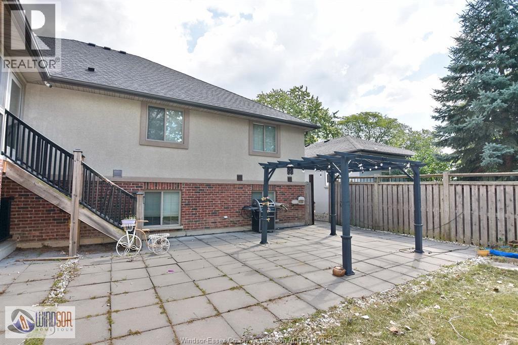 4305 Casgrain Unit# Upper, Windsor, Ontario  N9G 2A9 - Photo 39 - 26015183