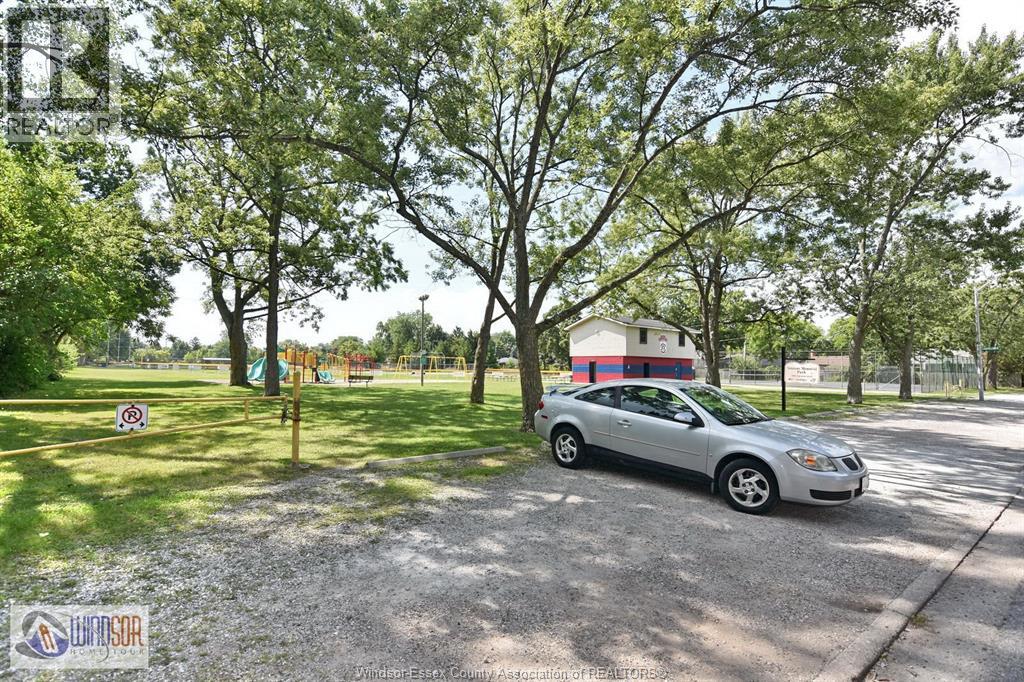 4305 Casgrain Unit# Upper, Windsor, Ontario  N9G 2A9 - Photo 8 - 26015183