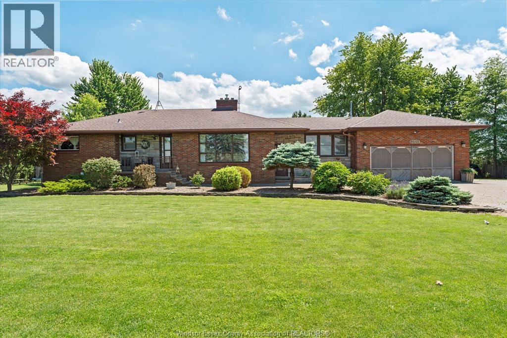 9601 County Rd 18, Amherstburg, Ontario  N9V 2Y8 - Photo 1 - 26015200