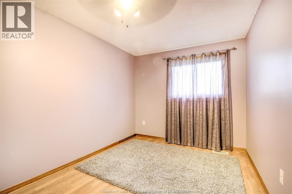 9447 Alten Drive, Windsor, Ontario  N8R 1V9 - Photo 11 - 26015201