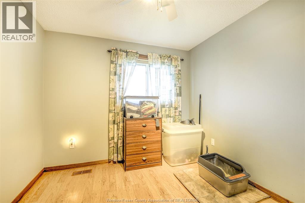 9447 Alten Drive, Windsor, Ontario  N8R 1V9 - Photo 12 - 26015201