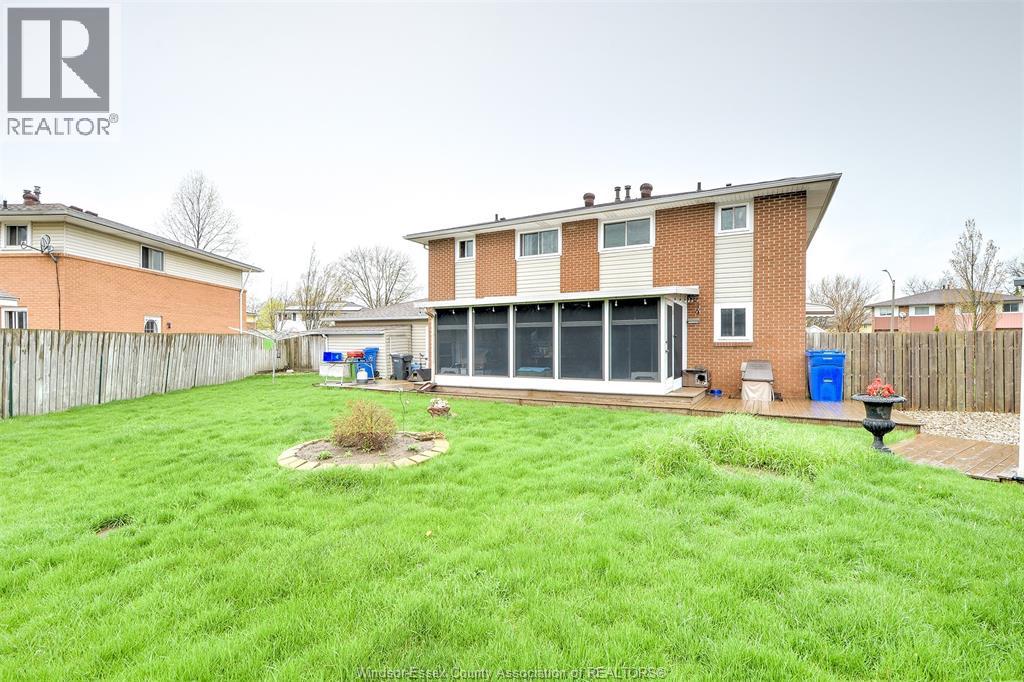 9447 Alten Drive, Windsor, Ontario  N8R 1V9 - Photo 19 - 26015201
