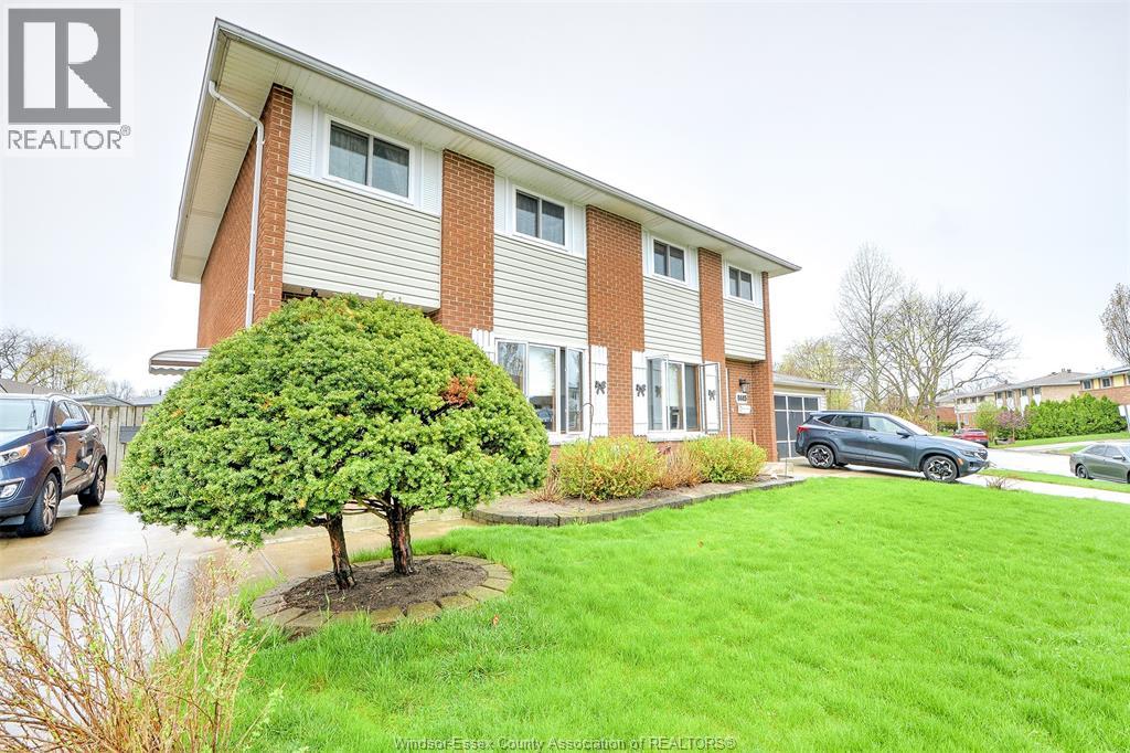 9447 Alten Drive, Windsor, Ontario  N8R 1V9 - Photo 2 - 26015201