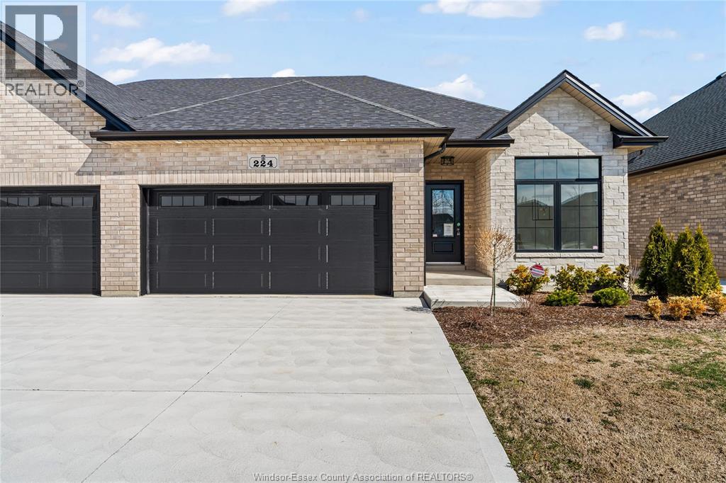 224 MCLELLAN AVENUE, Amherstburg, Ontario