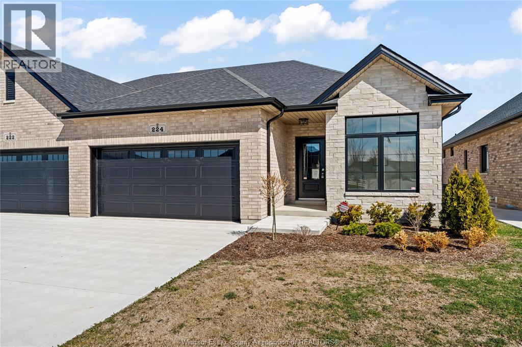 224 Mclellan Avenue, Amherstburg, Ontario  N9V 0H1 - Photo 2 - 26015210