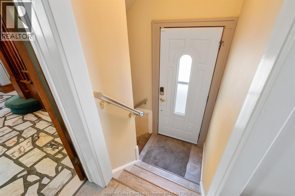 2226 Gladstone Avenue, Windsor, Ontario  N8W 2N7 - Photo 34 - 26015230