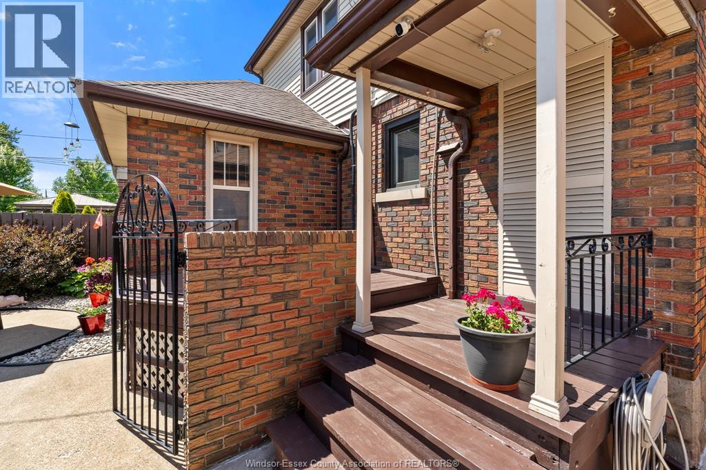 2226 Gladstone Avenue, Windsor, Ontario  N8W 2N7 - Photo 42 - 26015230