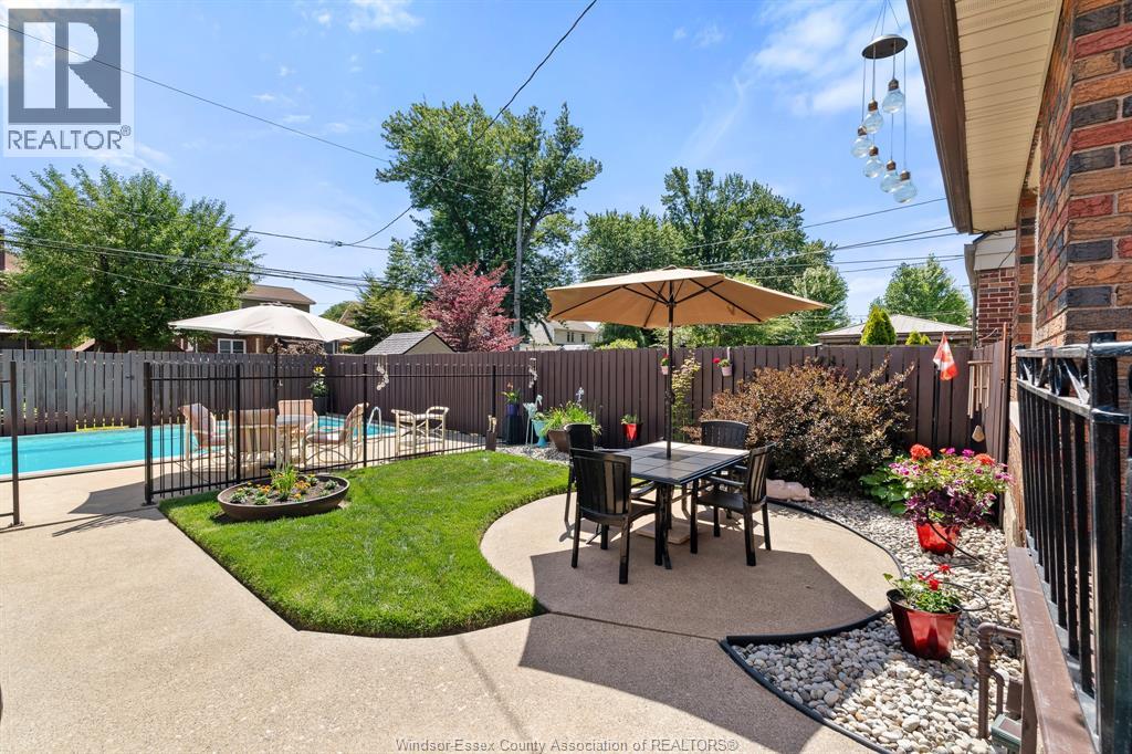 2226 Gladstone Avenue, Windsor, Ontario  N8W 2N7 - Photo 43 - 26015230