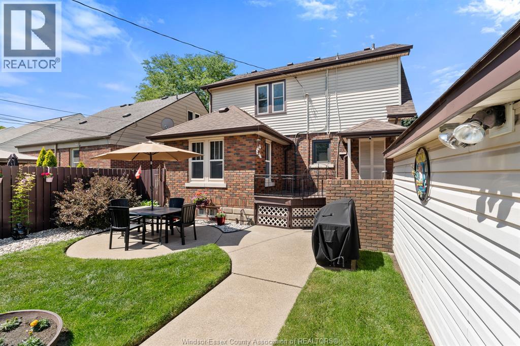 2226 Gladstone Avenue, Windsor, Ontario  N8W 2N7 - Photo 44 - 26015230