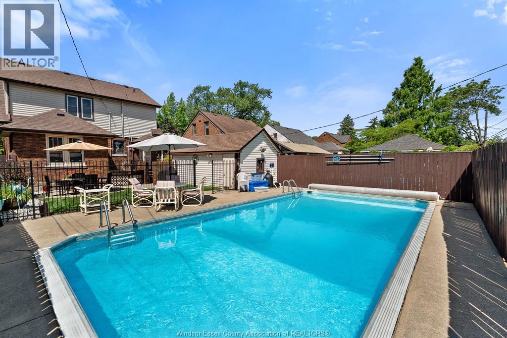 2226 Gladstone Avenue, Windsor, Ontario  N8W 2N7 - Photo 46 - 26015230