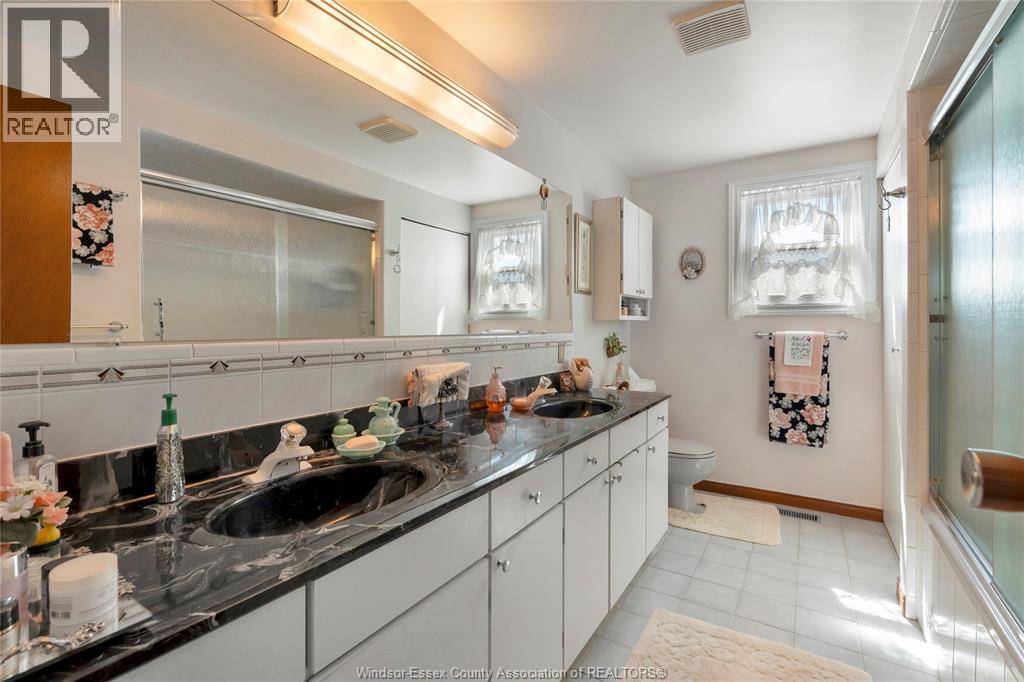 72 Cherry Street, Mcgregor, Ontario  N0R 1J0 - Photo 17 - 26015209