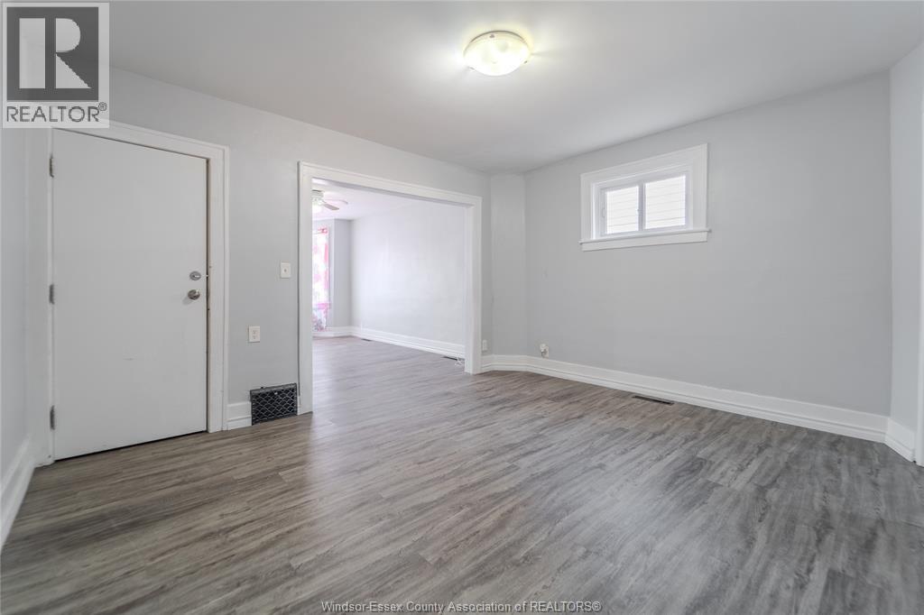 1124 Mercer Street, Windsor, Ontario  N9A 1N9 - Photo 10 - 26015231