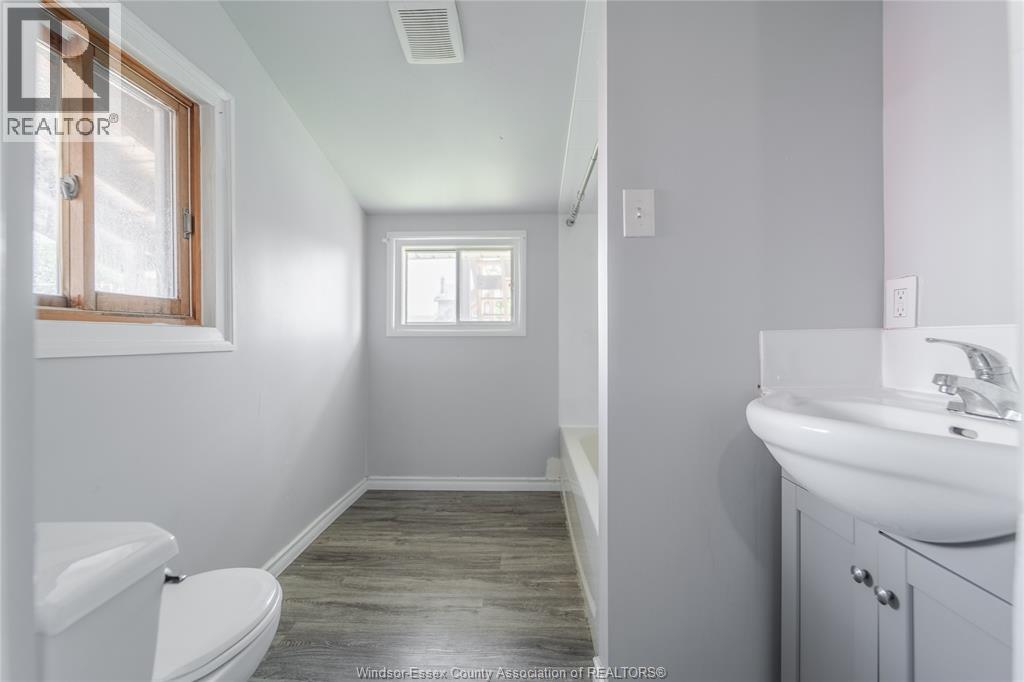 1124 Mercer Street, Windsor, Ontario  N9A 1N9 - Photo 14 - 26015231