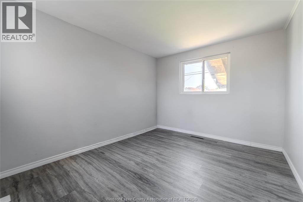 1124 Mercer Street, Windsor, Ontario  N9A 1N9 - Photo 11 - 26015227