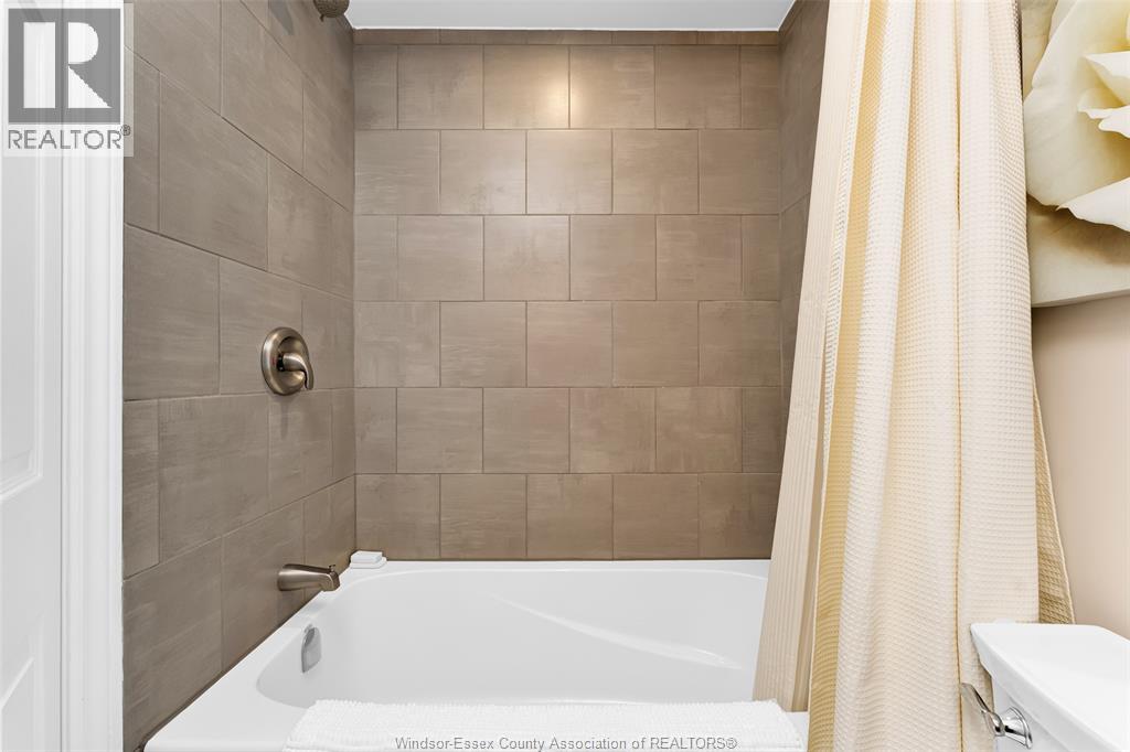 281 Lakeview Drive, Belle River, Ontario  N0R 1A0 - Photo 43 - 26015257