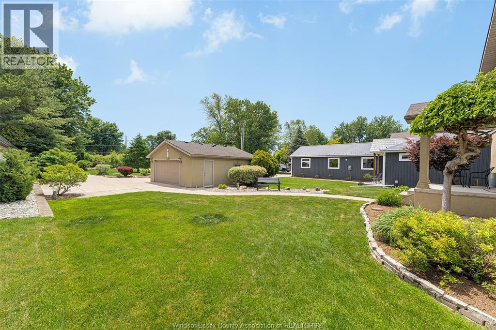 281 Lakeview Drive, Belle River, Ontario  N0R 1A0 - Photo 8 - 26015257
