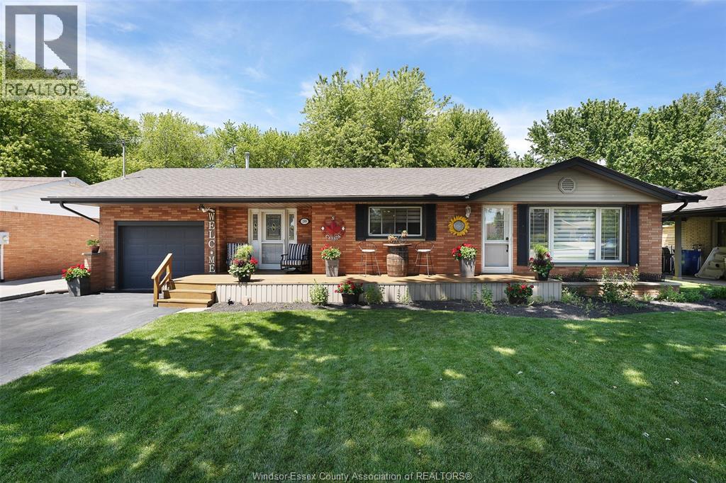 199 Notre Dame Street, Lakeshore, Ontario  N0R 1A0 - Photo 2 - 26015256