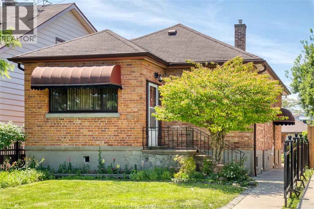 1507 Langlois, Windsor, Ontario  N8X 4M3 - Photo 1 - 26015282
