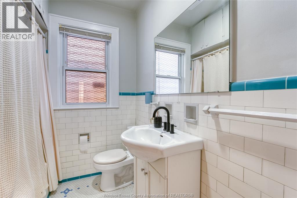 1507 Langlois, Windsor, Ontario  N8X 4M3 - Photo 18 - 26015282