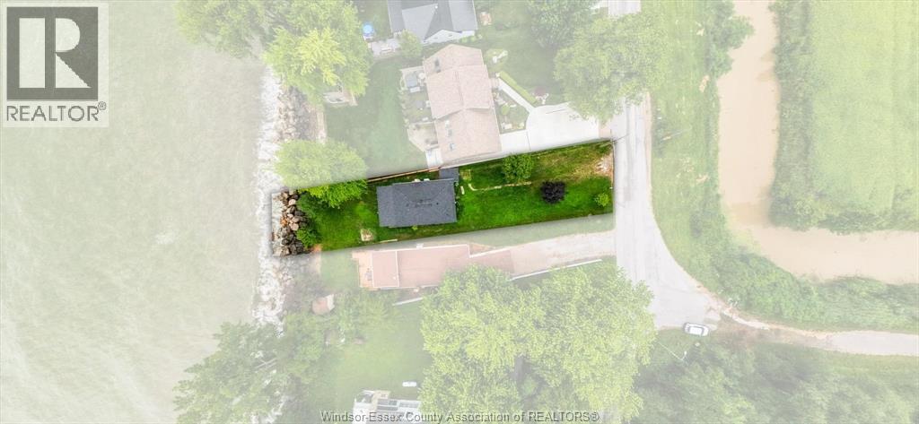 390 East Beach, Leamington, Ontario  N9H 3V7 - Photo 25 - 26015279