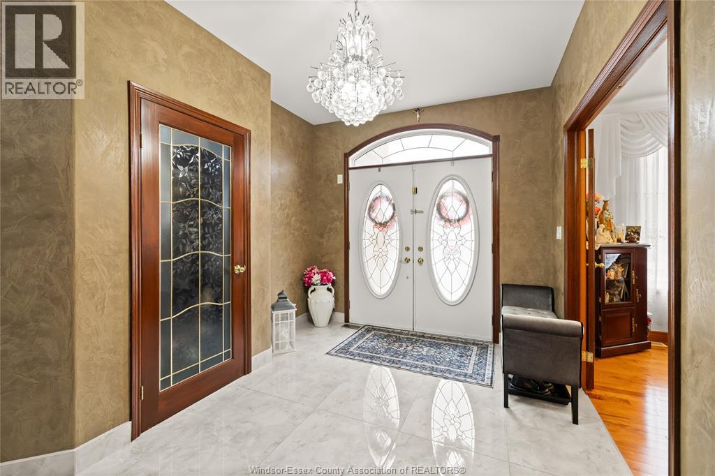 3783 Inglewood Avenue, Windsor, Ontario  N9E 4P4 - Photo 7 - 26015273