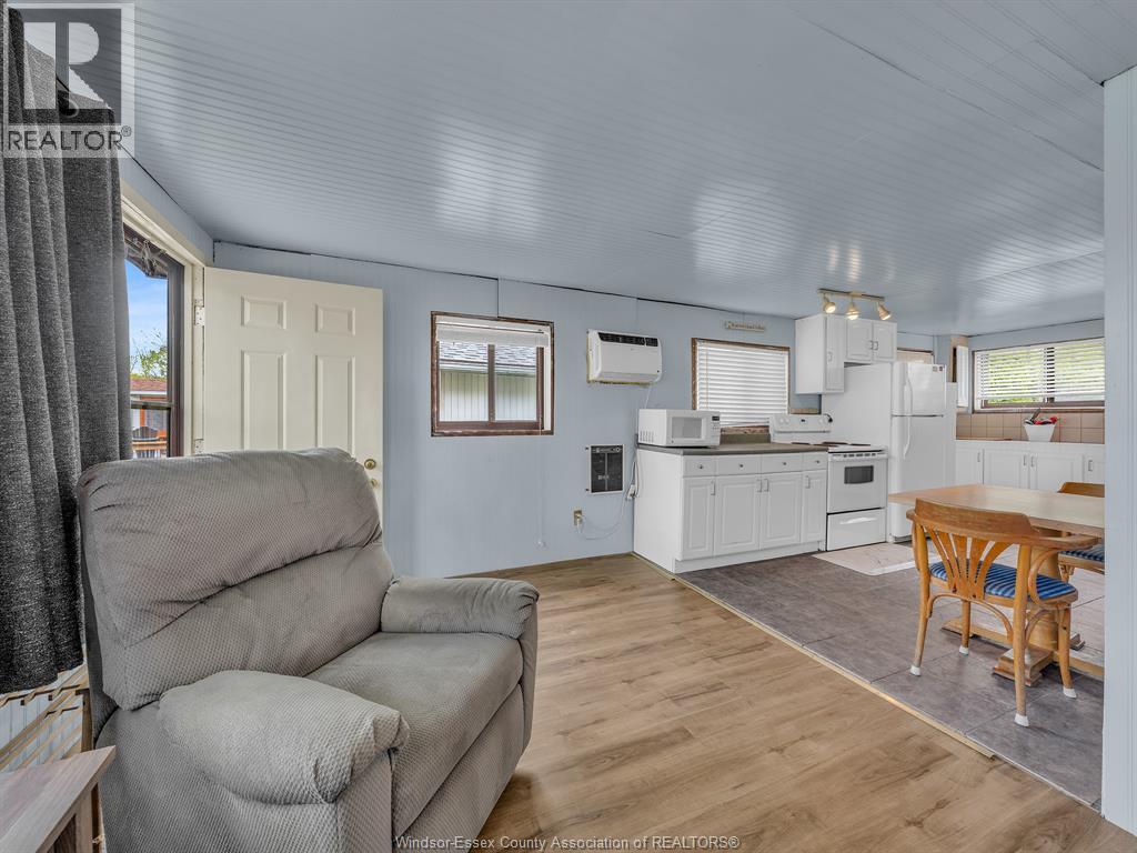 126 Pleasure Beach, Harrow, Ontario  N0R 1G0 - Photo 17 - 26015158