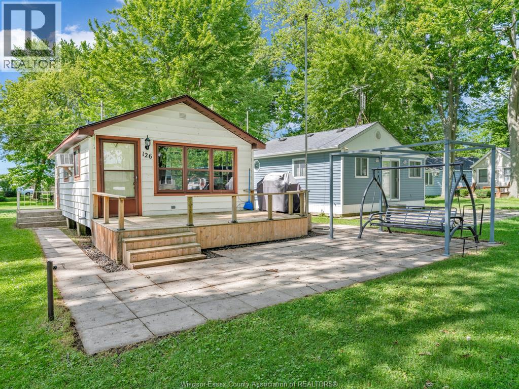 126 Pleasure Beach, Harrow, Ontario  N0R 1G0 - Photo 2 - 26015158
