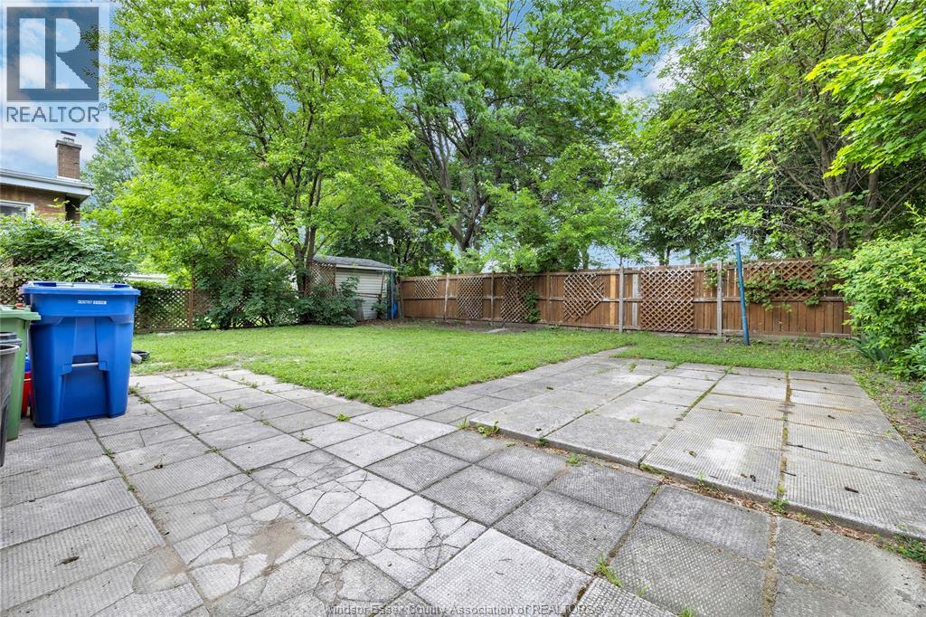 1158 Dot Avenue, Windsor, Ontario  N9C 3J1 - Photo 8 - 26015266