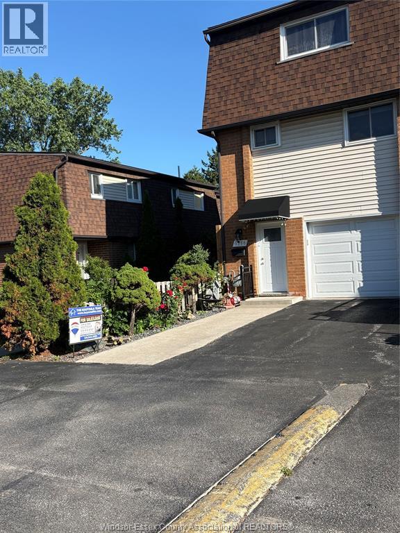 6266 Thornberry Crescent, Windsor, Ontario  N8T 3A3 - Photo 1 - 26015167