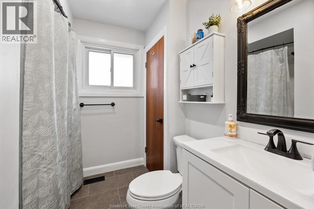 1600 St. Gabriel, Windsor, Ontario  N9E 1P1 - Photo 15 - 26015233