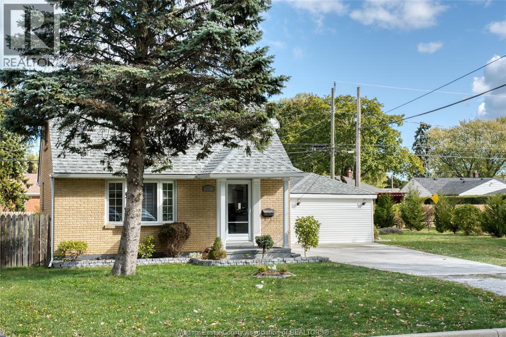 994 Edward Avenue, Windsor, Ontario  N8S 2Z8 - Photo 1 - 26015302