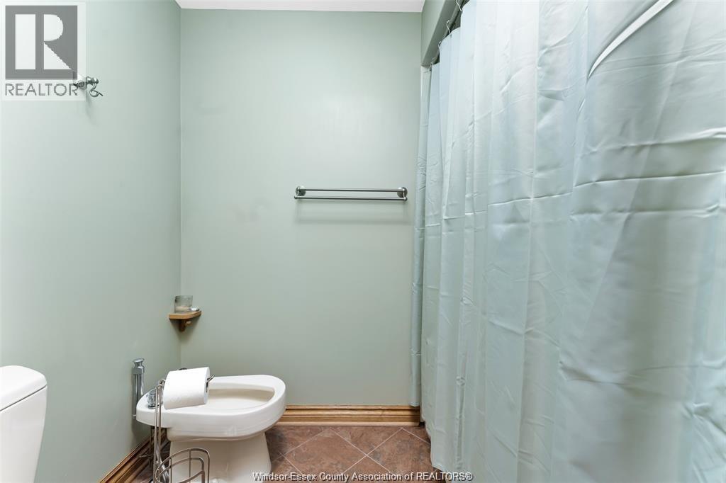 274 Irwin, Essex, Ontario  N8M 2T6 - Photo 21 - 26015309