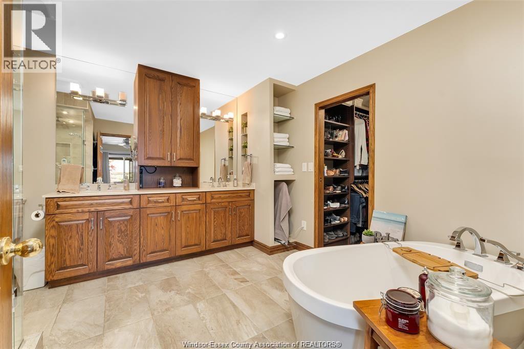 274 Irwin, Essex, Ontario  N8M 2T6 - Photo 26 - 26015309