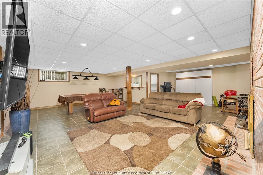 274 Irwin, Essex, Ontario  N8M 2T6 - Photo 30 - 26015309