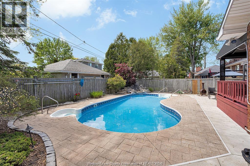 274 Irwin, Essex, Ontario  N8M 2T6 - Photo 46 - 26015309