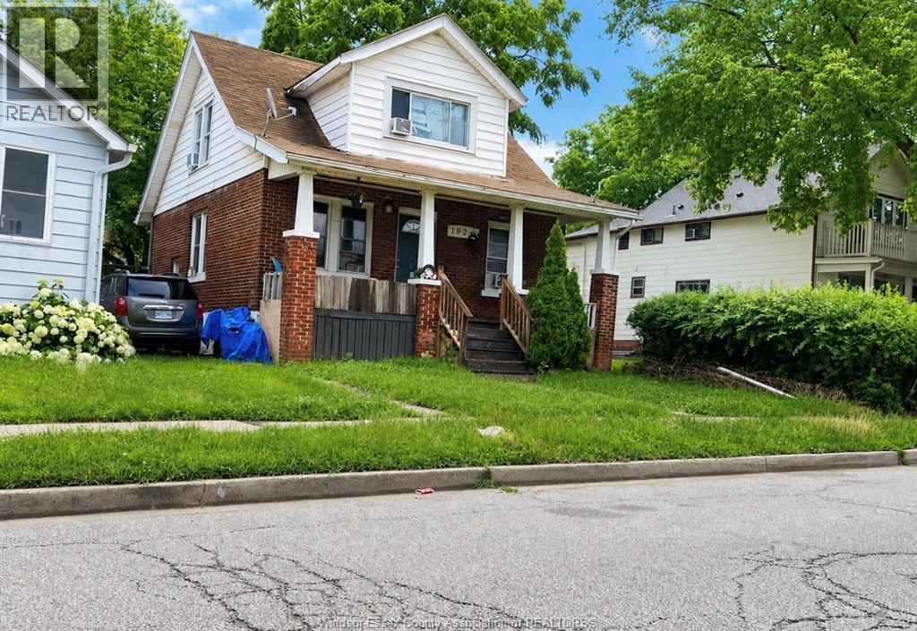 1026 Felix Street, Windsor, Ontario  N9C 3L5 - Photo 1 - 26015025
